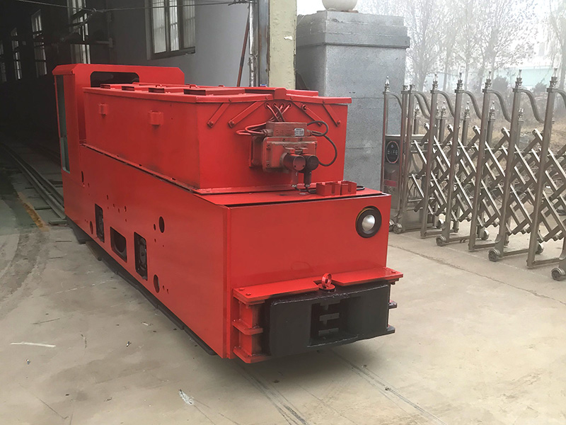 蓄电池电机车